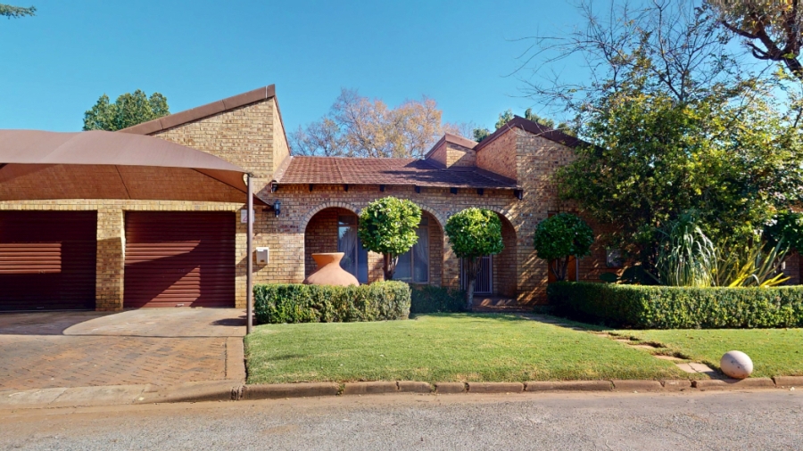 4 Bedroom Property for Sale in Potchefstroom North West
